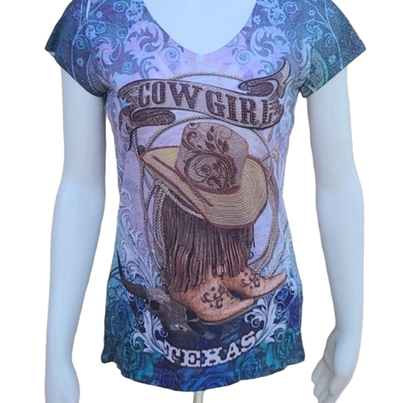 SWEET GISELE Cowgirl Western Graphic Tee M Cowboy Boots Hat Texas Gold Bling - Picture 9 of 16